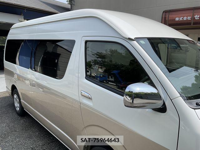 Toyota HIACE WAGON 2019-03 1221718-23