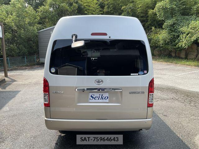 Toyota HIACE WAGON 2019-03 1221718-27