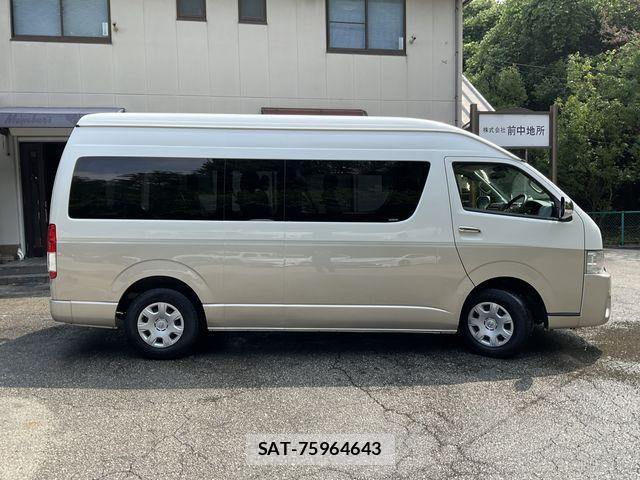 Toyota HIACE WAGON 2019-03 1221718-28
