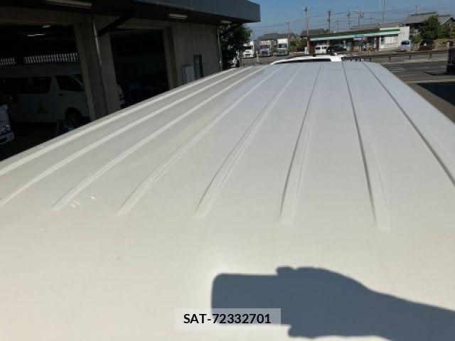 Toyota HIACE WAGON 2019-04 1319573-12