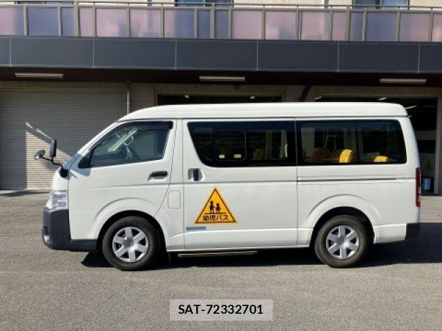 Toyota HIACE WAGON 2019-04 1319573-4