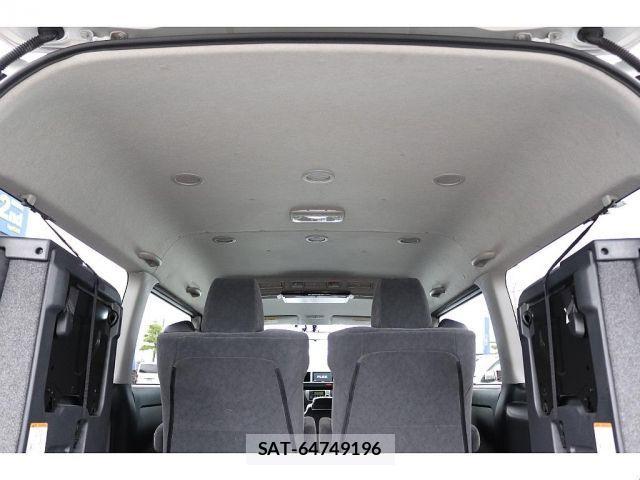 Toyota HIACE WAGON 2019-01 1331165-18