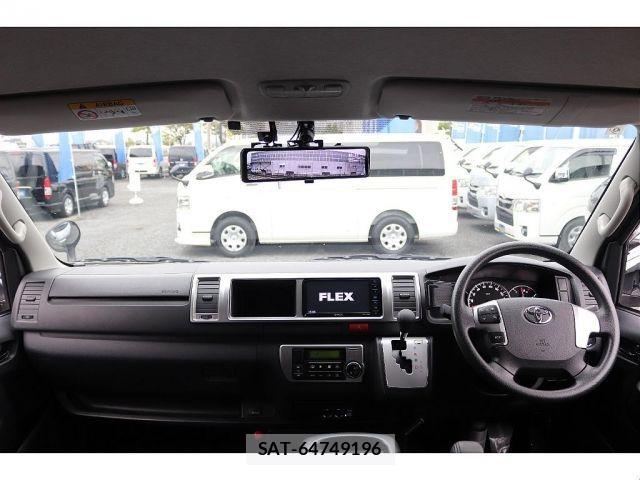 Toyota HIACE WAGON 2019-01 1331165-2