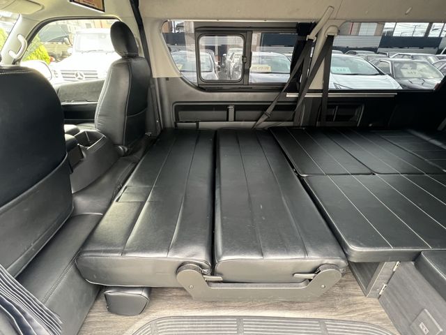 Toyota HIACE WAGON 2018-01 1545772-18