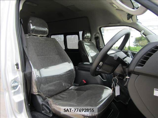 Toyota HIACE WAGON 2014-09 1585805-15