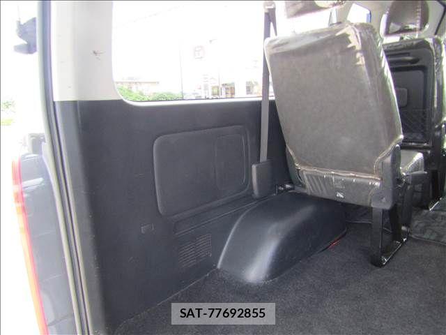 Toyota HIACE WAGON 2014-09 1585805-24