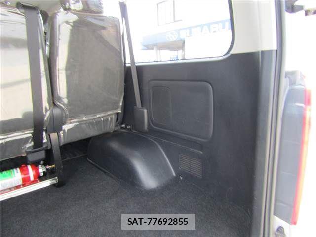 Toyota HIACE WAGON 2014-09 1585805-25