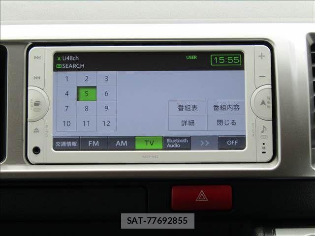 Toyota HIACE WAGON 2014-09 1585805-4