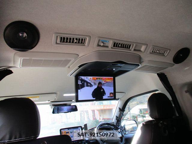Toyota HIACE WAGON 2018-09 1825112-19