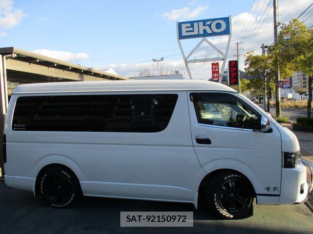 Toyota HIACE WAGON 2018-09 1825112-4