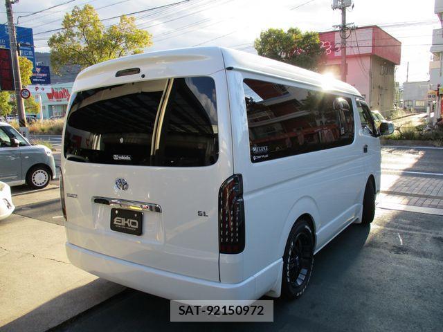 Toyota HIACE WAGON 2018-09 1825112-7
