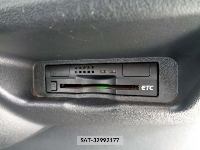 Toyota HIACE WAGON 2014-12 2349678-10