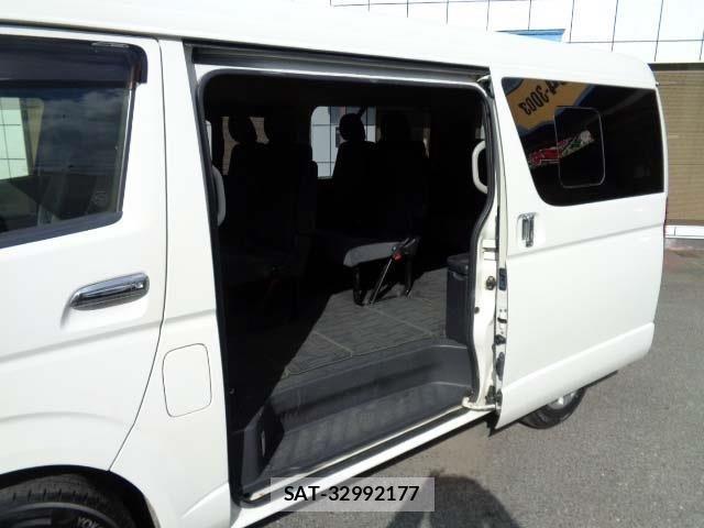 Toyota HIACE WAGON 2014-12 2349678-13