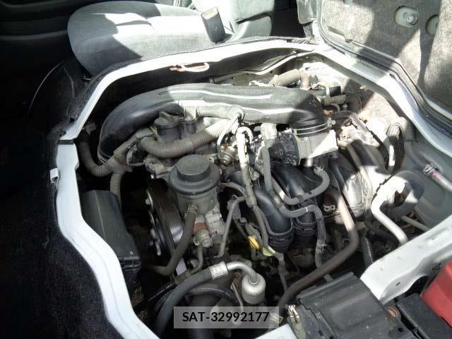 Toyota HIACE WAGON 2014-12 2349678-3