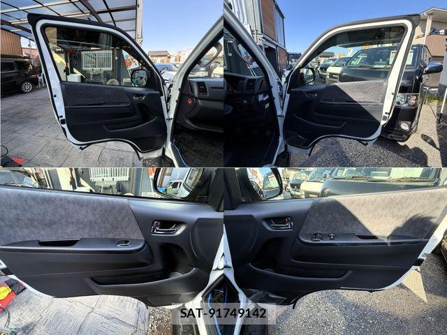 Toyota HIACE WAGON 2015-09 4593461-9