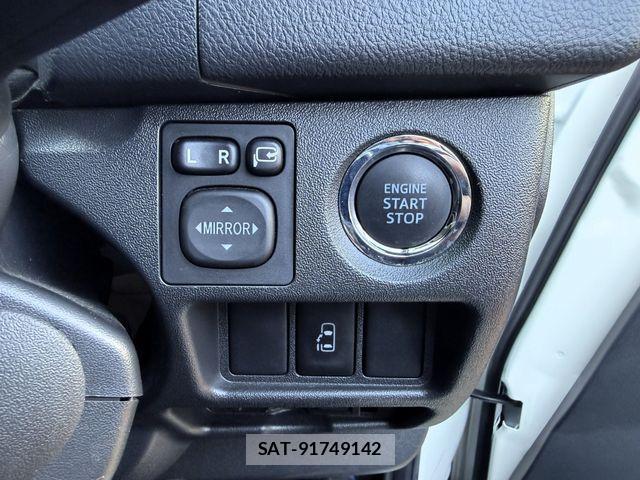 Toyota HIACE WAGON 2015-09 4593461-17