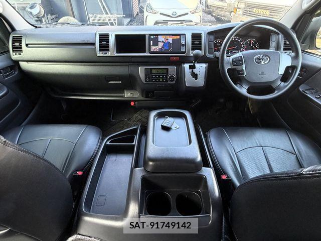 Toyota HIACE WAGON 2015-09 4593461-1
