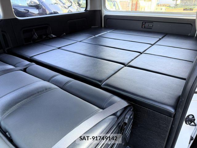 Toyota HIACE WAGON 2015-09 4593461-19