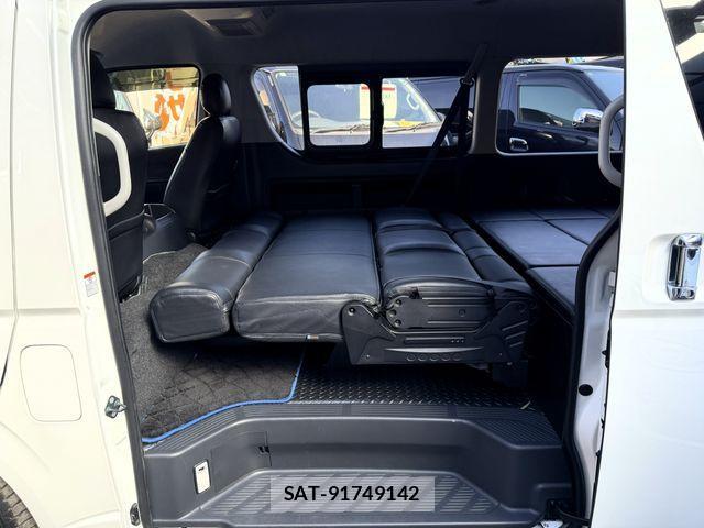 Toyota HIACE WAGON 2015-09 4593461-20