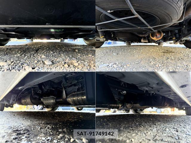 Toyota HIACE WAGON 2015-09 4593461-25
