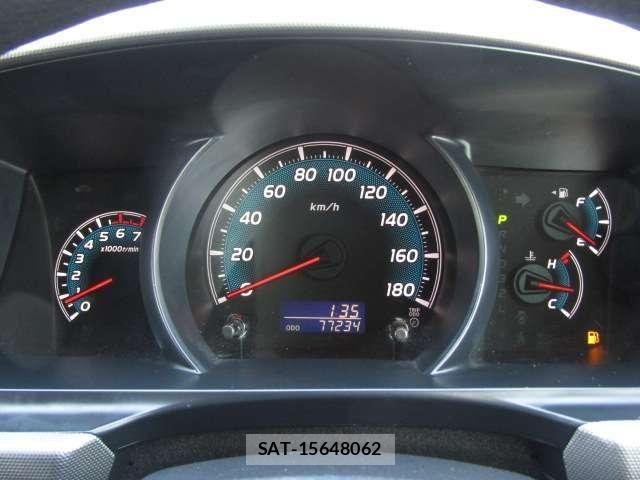 Toyota HIACE WAGON 2012-03 4593464-9