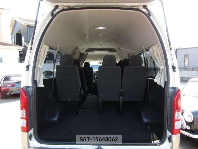 Toyota HIACE WAGON 2012-03 4593464-7