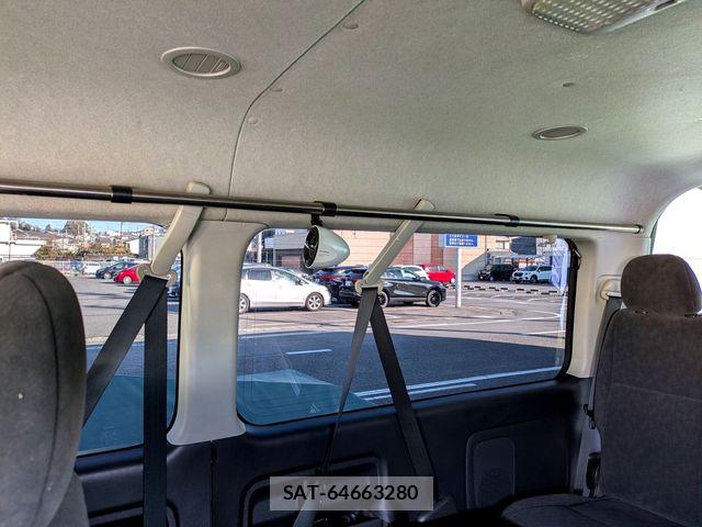 Toyota HIACE WAGON 2015-09 4945125-26
