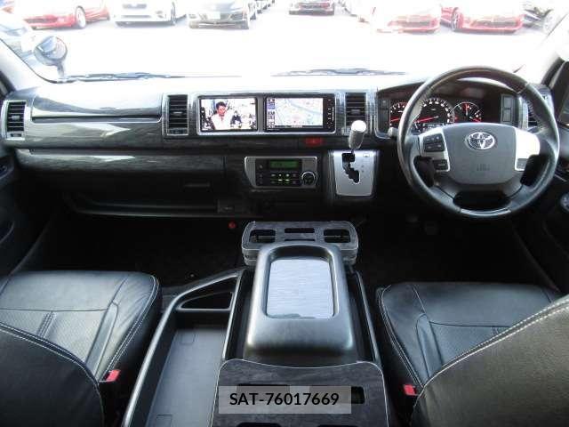 Toyota HIACE WAGON 2020-06 5869023-2