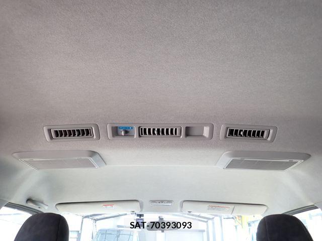 Toyota HIACE WAGON 2017-02 5869028-22