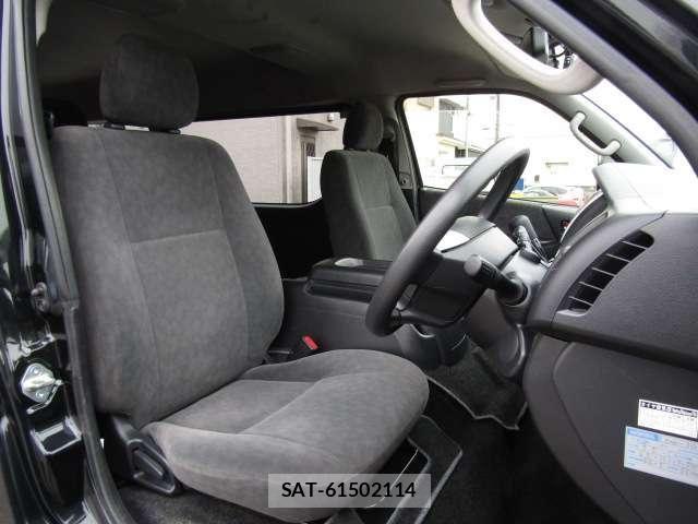 Toyota HIACE WAGON 2016-11 5869025-5