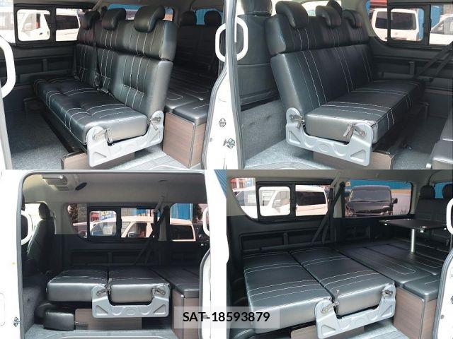 Toyota HIACE WAGON 2017-08 5868990-5