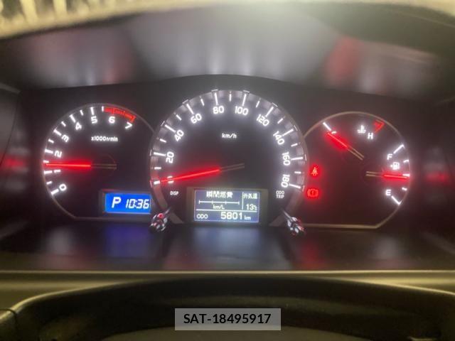 Toyota HIACE WAGON 2019-11 6215352-18