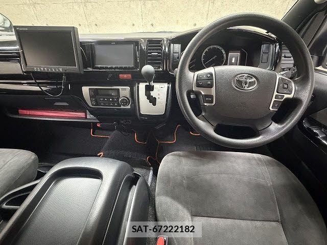 Toyota HIACE WAGON 2020-12 6215359-1