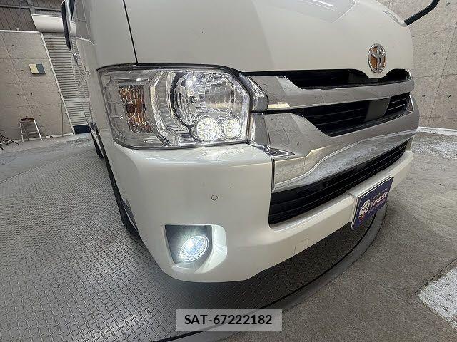 Toyota HIACE WAGON 2020-12 6215359-4