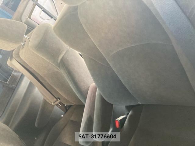 Toyota HIACE WAGON 2023-11 6215350-9