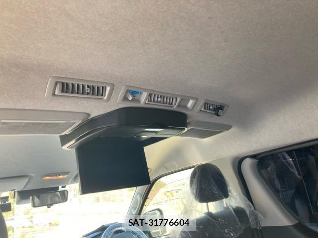 Toyota HIACE WAGON 2023-11 6215350-10
