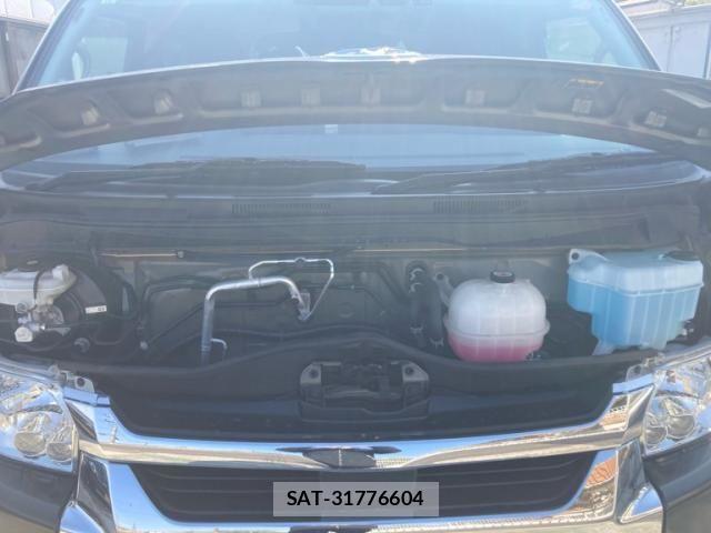 Toyota HIACE WAGON 2023-11 6215350-24