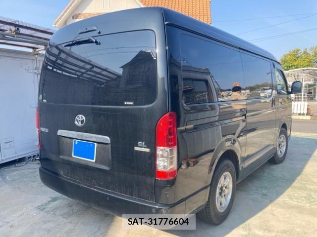Toyota HIACE WAGON 2023-11 6215350-4
