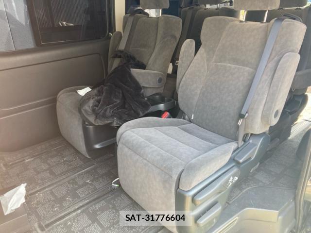 Toyota HIACE WAGON 2023-11 6215350-8