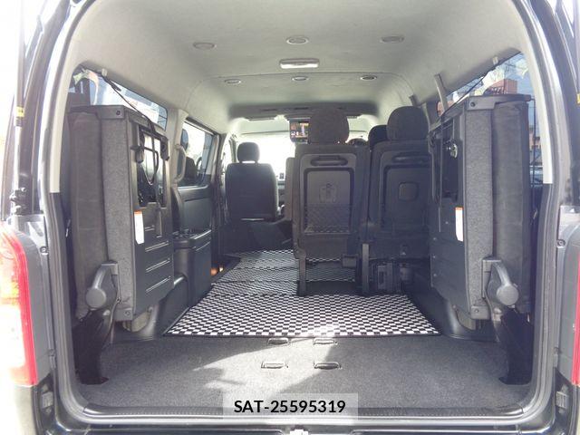 Toyota HIACE WAGON 2019-04 6215361-9
