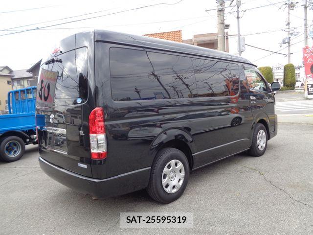 Toyota HIACE WAGON 2019-04 6215361-15