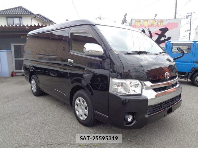 Toyota HIACE WAGON 2019-04 6215361-16