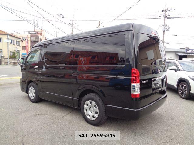 Toyota HIACE WAGON 2019-04 6215361-2