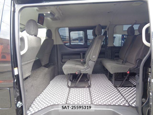 Toyota HIACE WAGON 2019-04 6215361-7