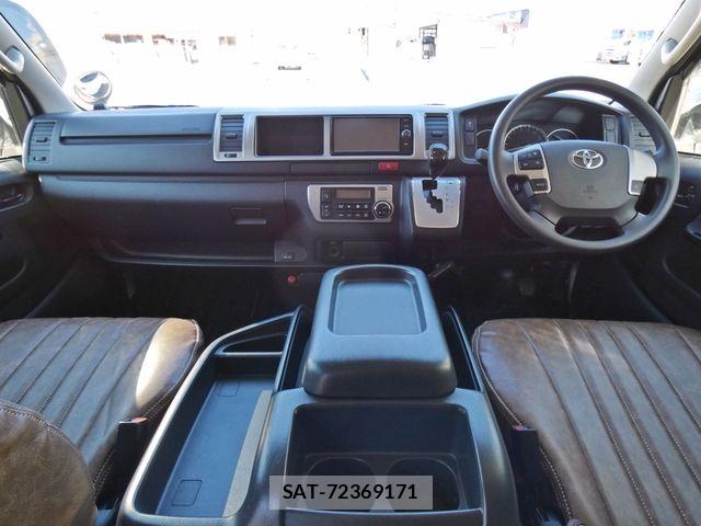 Toyota HIACE WAGON 2018-02 6244384-9