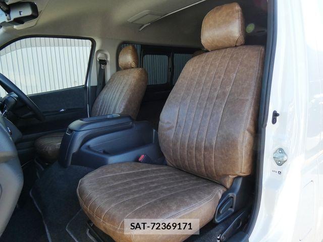 Toyota HIACE WAGON 2018-02 6244384-11