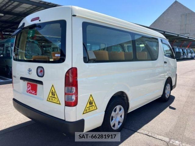 Toyota HIACE WAGON 2020-10 6244391-1