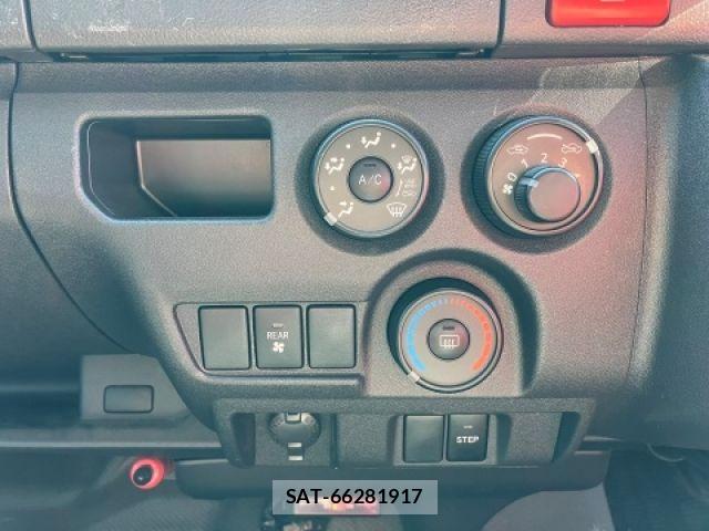 Toyota HIACE WAGON 2020-10 6244391-19