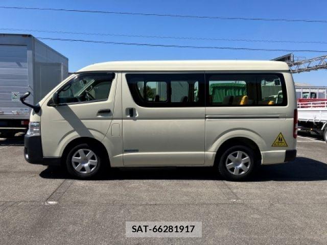 Toyota HIACE WAGON 2020-10 6244391-4