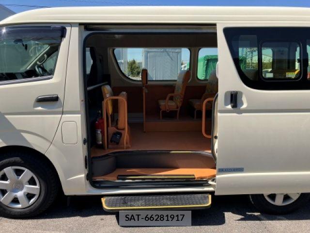 Toyota HIACE WAGON 2020-10 6244391-6